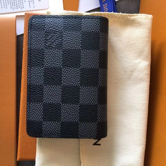 Louis Vuitton Pocket Organizer - Picture 1 of 8
